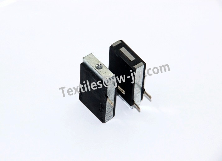 1710135 1712235 Electromagnet for Dobby Loom FIMTEXTILE PANTER and ITEMA 90g Weight